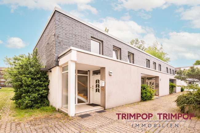 Haus zum Kaufen in Düsseldorf 468.700 € 117.34 m²