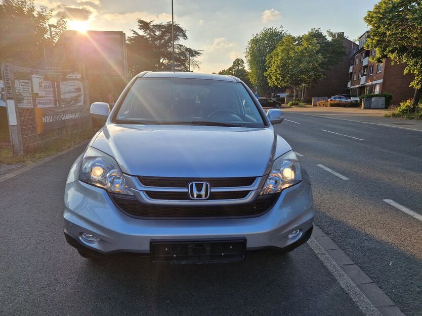 Honda CR-V 151.387 km 10.400 € Düsseldorf 40549