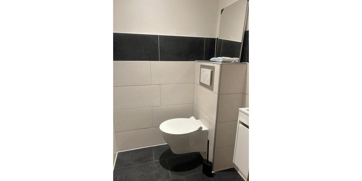 Etagenwohnung Velbert Langenberg - 4 Zimmer, 120 m&sup2;, 1.250&euro; | Angebot:25304052