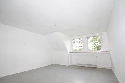 Schöne 2-Zi-Wohnküche-DG-Wohnung in ruhiger Wohnlage! 1 zimmer