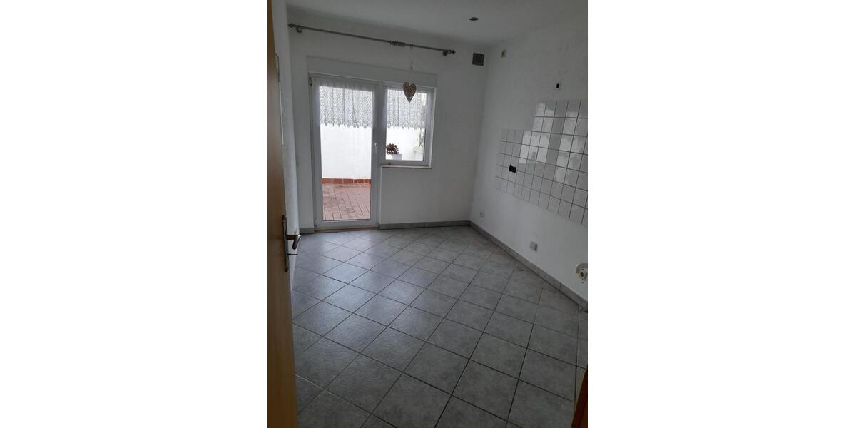 Reihenhaus Duisburg Beeck - 5 Zimmer, 135 m&sup2;, 360.000&euro; | Angebot:26367554