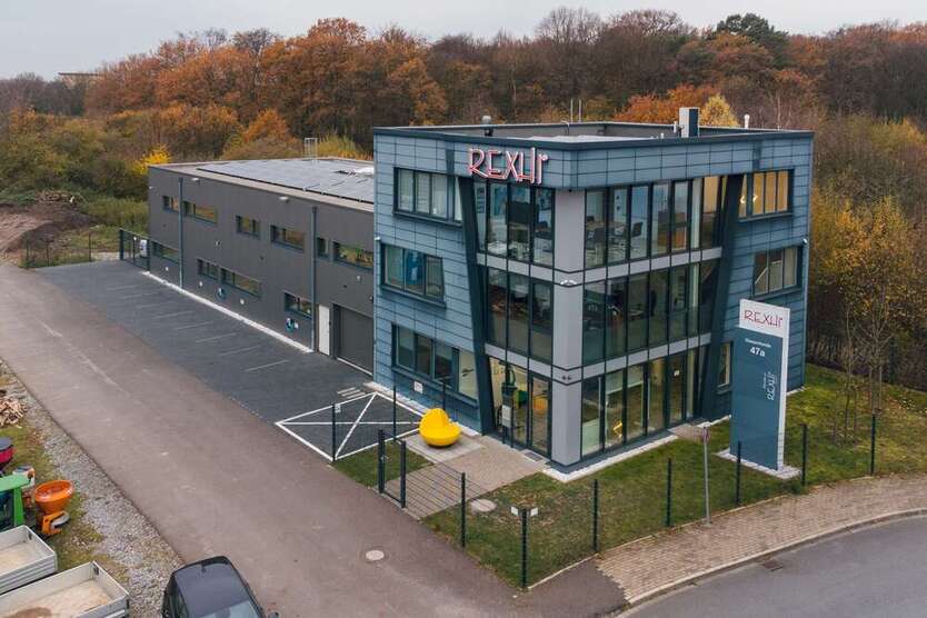 Halle in Hilden 1.850.000 € 428.46 m²