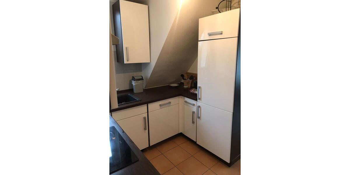 Dachgeschoßwohnung Duisburg Duisburg-Mitte - 3.5 Zimmer, 78 m&sup2;, 849&euro; | Angebot:26329308