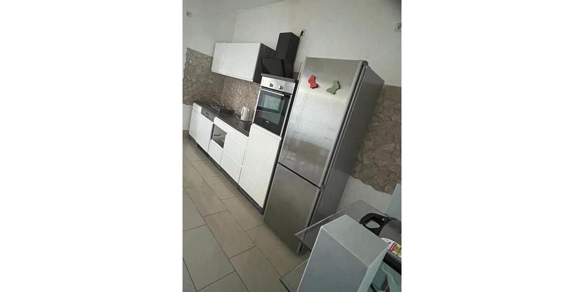 Etagenwohnung Krefeld Benrad - 2 Zimmer, 82 m&sup2;, 943&euro; | Angebot:26367892