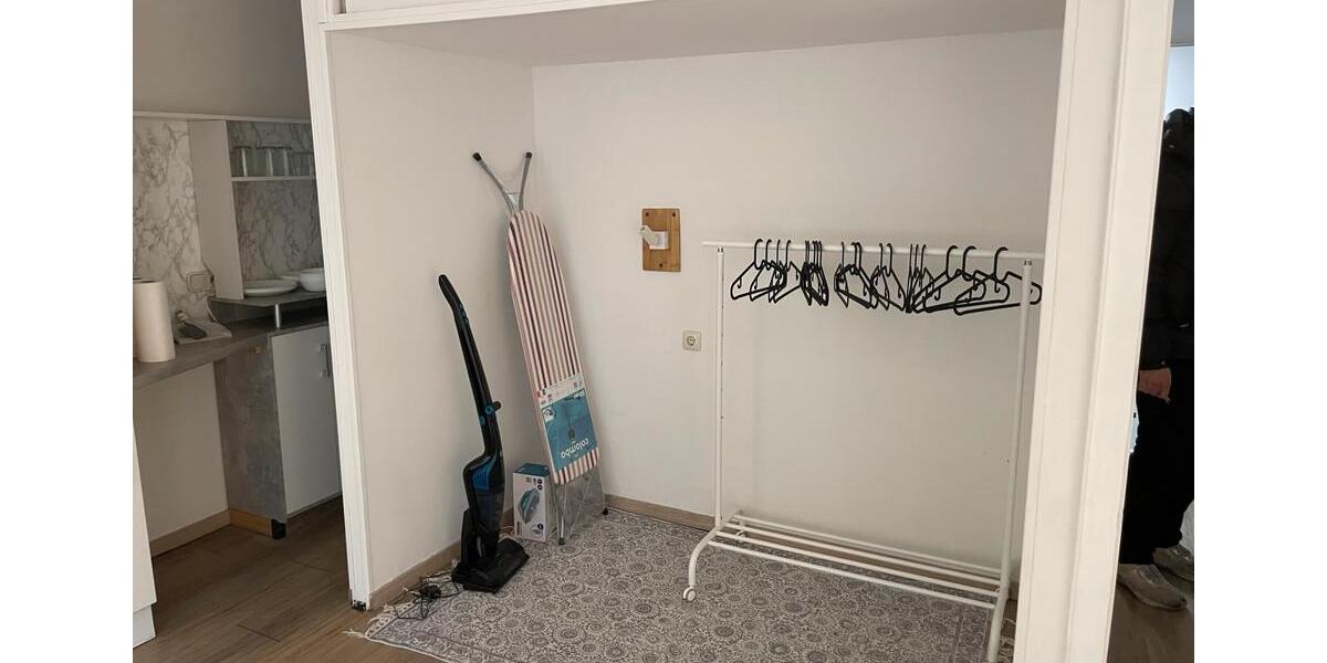 Etagenwohnung Essen Stadtkern - 1 Zimmer, 28 m&sup2;, 650&euro; | Angebot:26251804