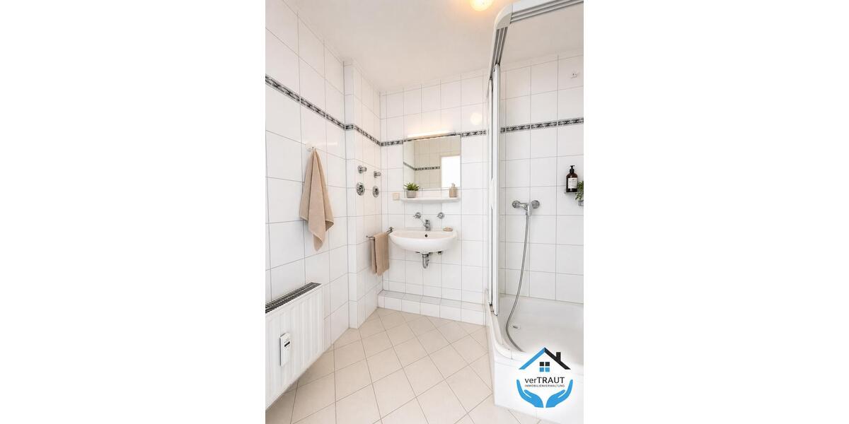 Dachgeschoßwohnung Duisburg Walsum - 1 Zimmer, 33 m&sup2;, 450&euro; | Angebot:26398060