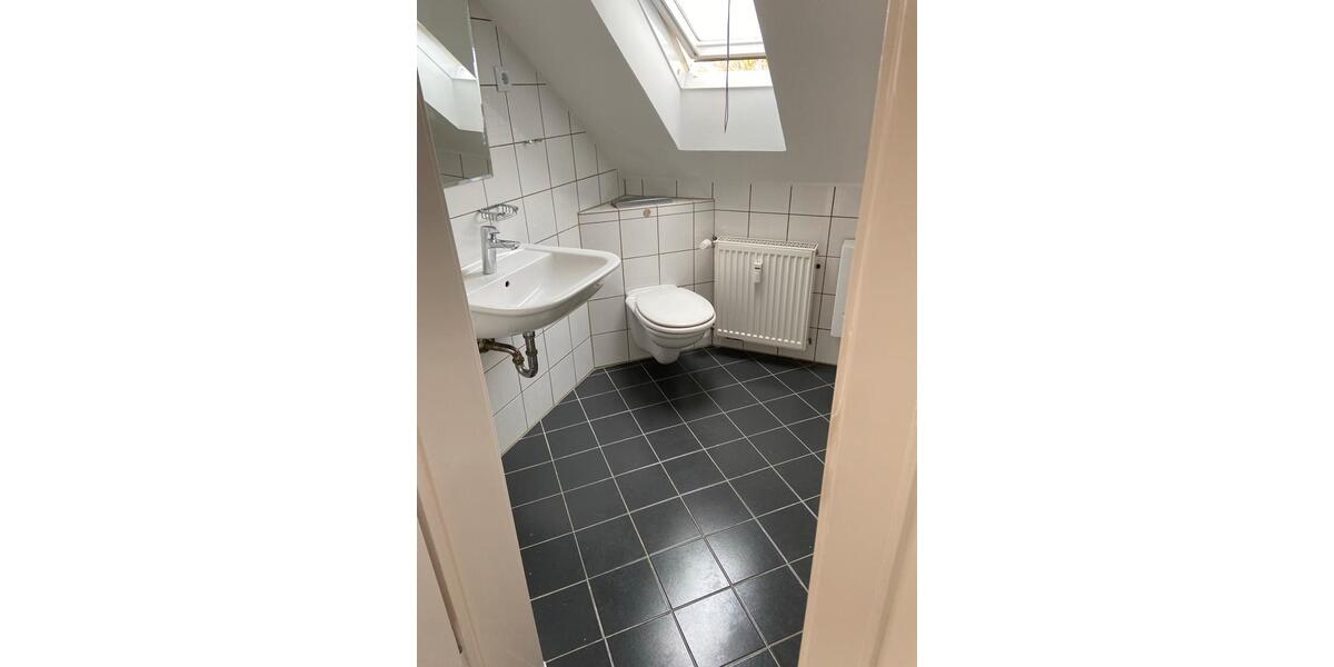 Dachgeschoßwohnung Bochum Bochum-Südwest - 1 Zimmer, 40 m&sup2;, 485&euro; | Angebot:25364984