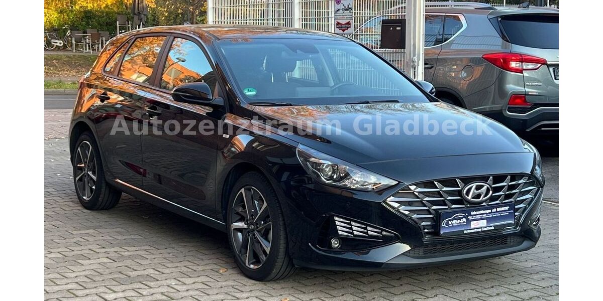 Hyundai i30 51.500 km 16.950 &euro; Gladbeck 45968