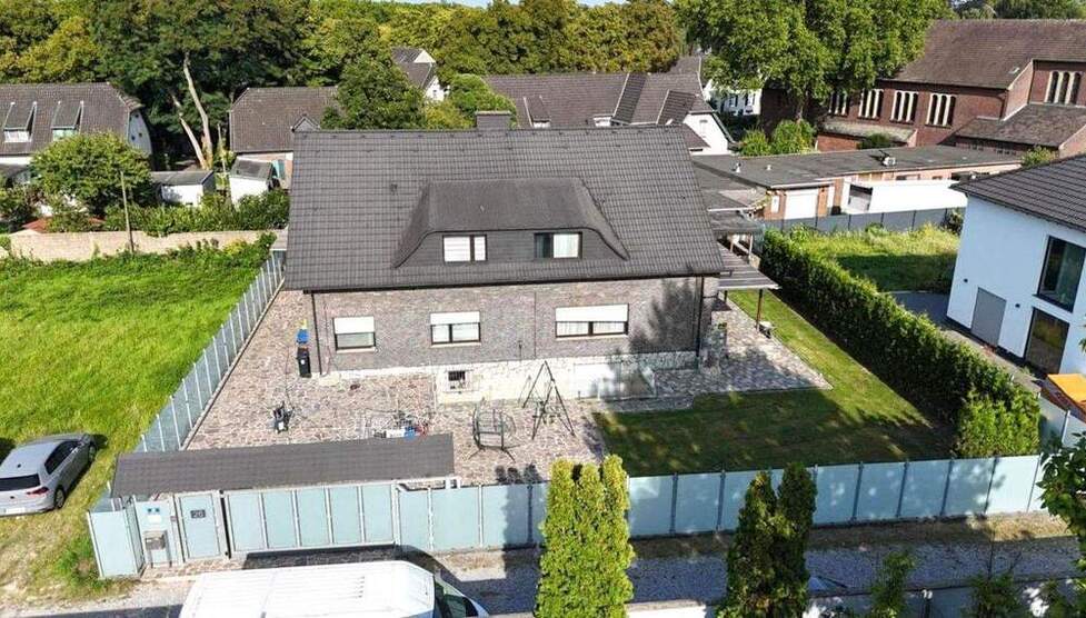 provisionsfrei * Modernisiertes Einfamilienhaus mit 3 Wohneinheiten - ideal als Mehrgenerationenhaus 1 zimmer