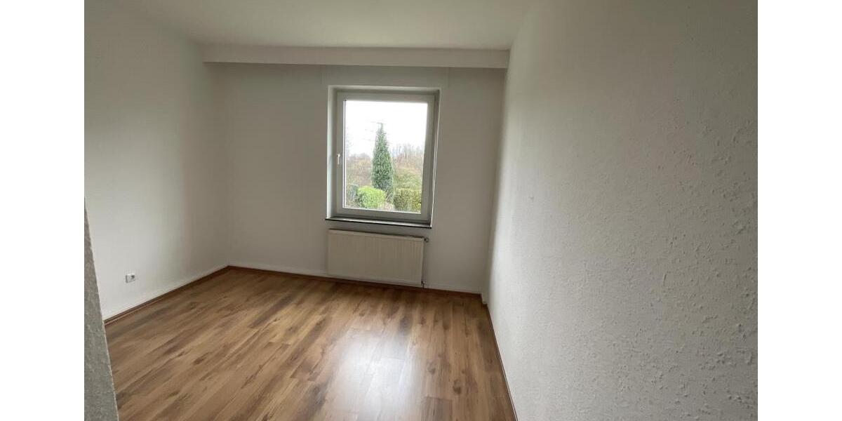 Erdgeschoßwohnung Essen Frillendorf - 2 Zimmer, 77 m&sup2;, 669&euro; | Angebot:21275812