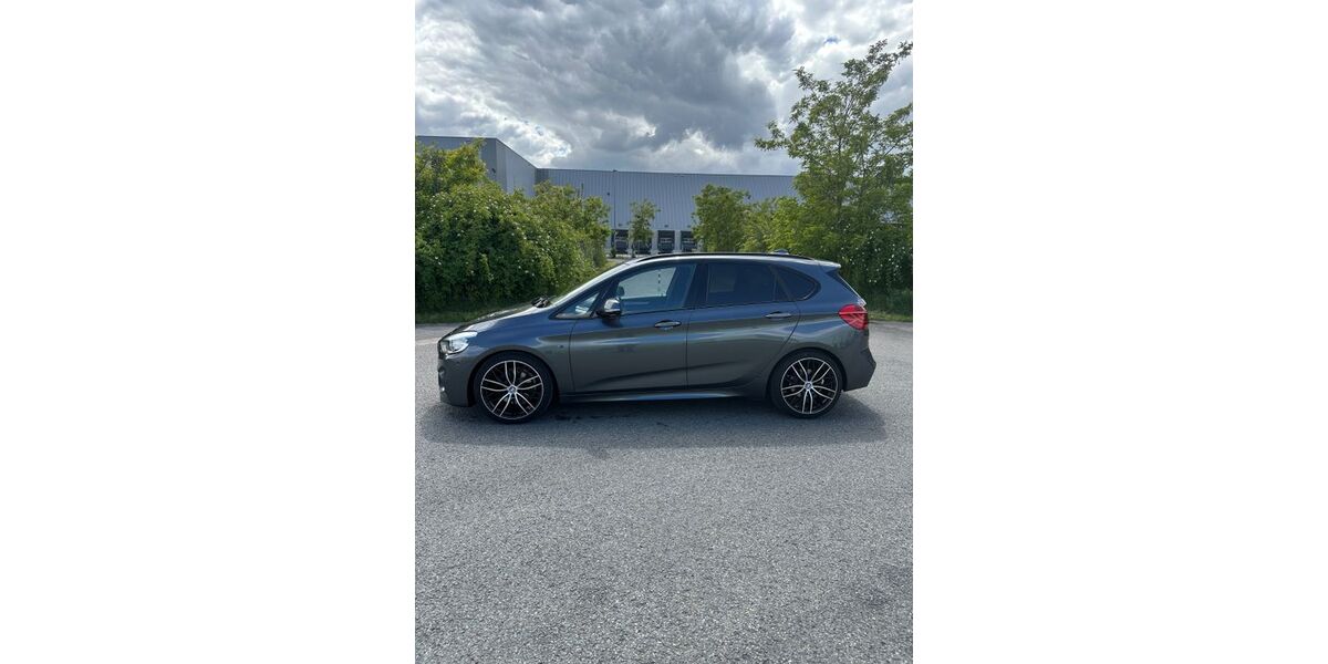BMW 220 Active Tourer 120.800 km 14.000 &euro; Kamp lintfort 47475