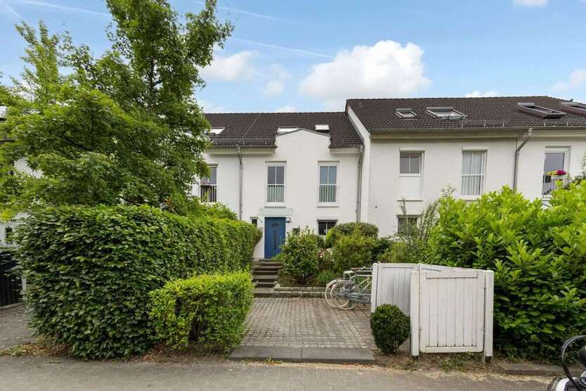 Haus zum Kaufen in Düsseldorf 898.000 € 163 m²