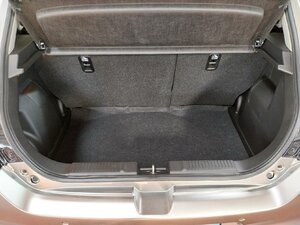 Suzuki Swift Comfort Mild Hybrid Klima met. Alu 4.664 km 15.870 € HAAN 42781