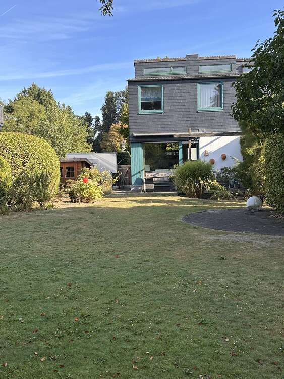 Haus zum Kaufen in Meerbusch 840.000 € 125 m²