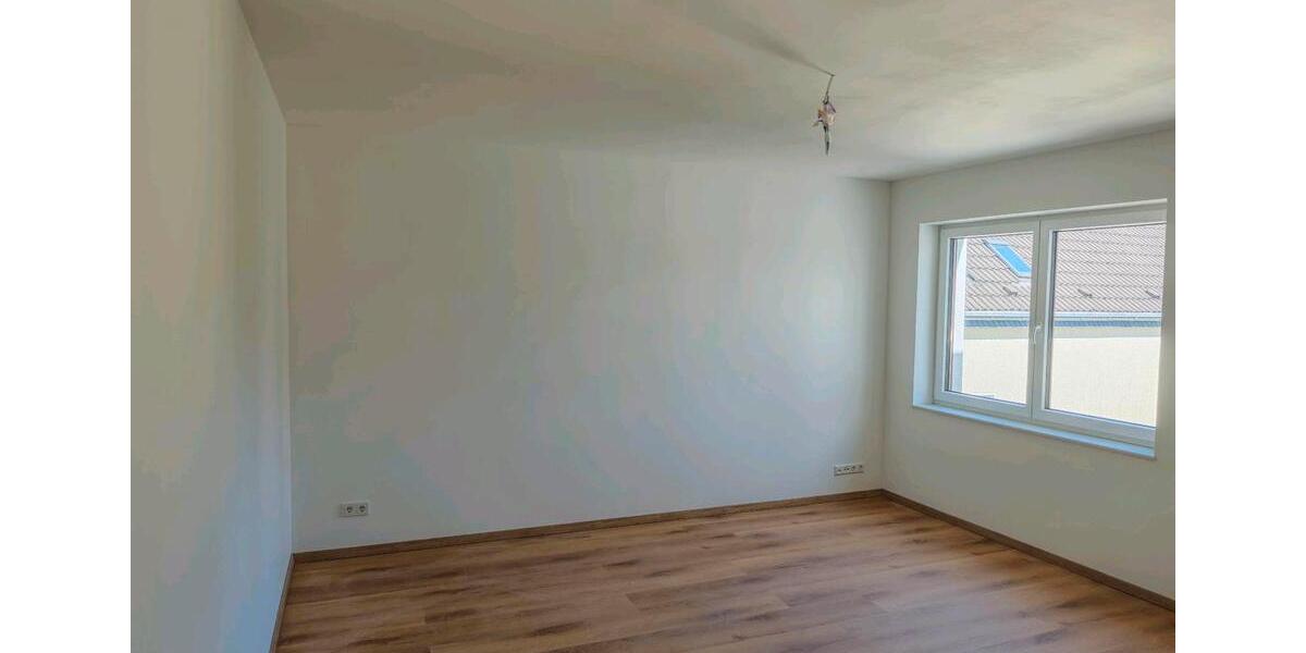 Etagenwohnung Mülheim an der Ruhr Heißen - 4 Zimmer, 140 m&sup2;, 2.200&euro; | Angebot:26312971