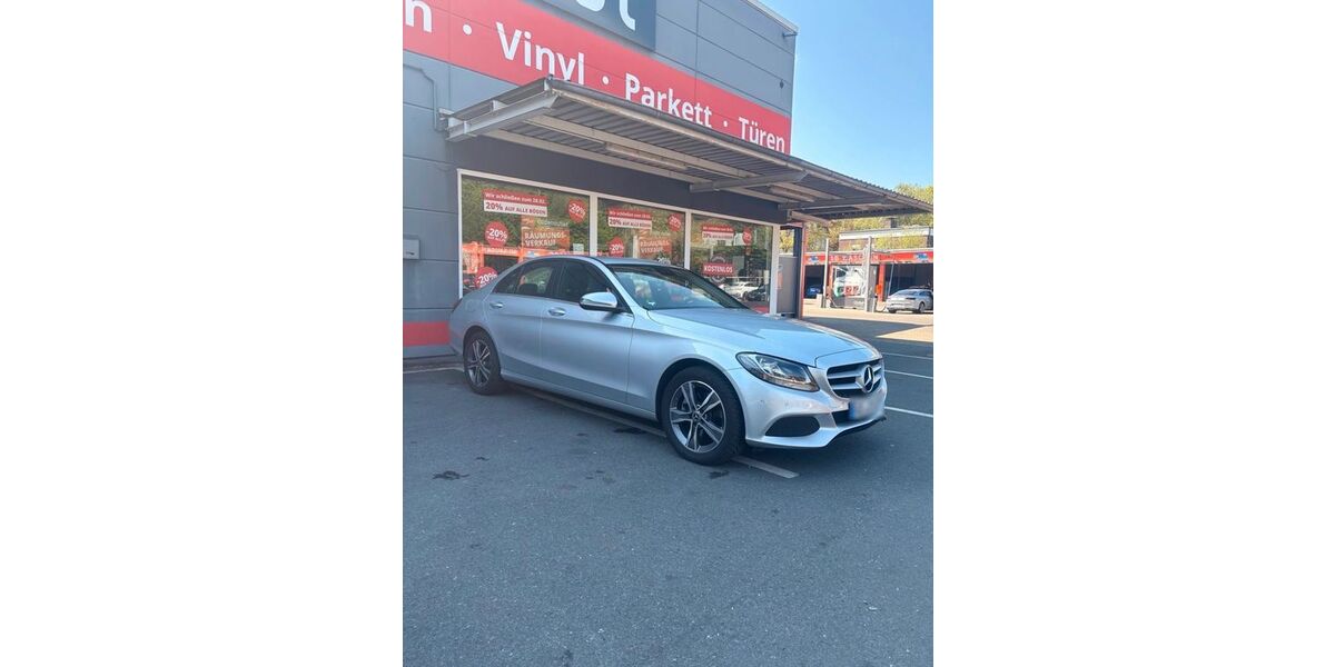 Mercedes-Benz C 220 198.000 km 11.600 &euro; Gelsenkirchen 45879
