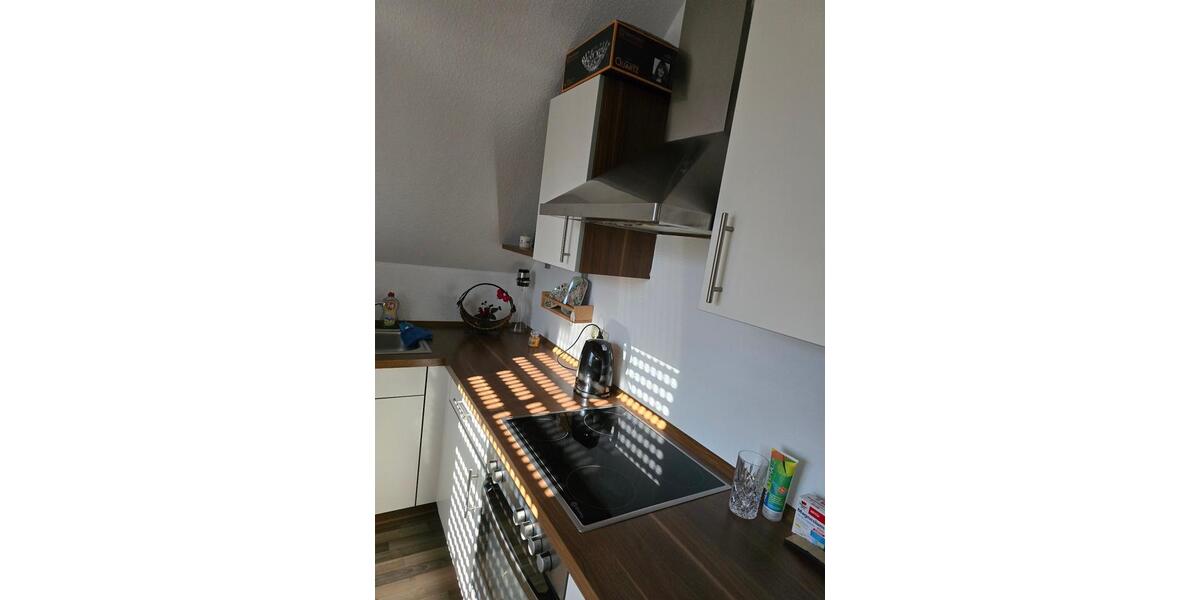 Dachgeschoßwohnung Duisburg Hochheide - 3 Zimmer, 58 m&sup2;, 590&euro; | Angebot:26206899