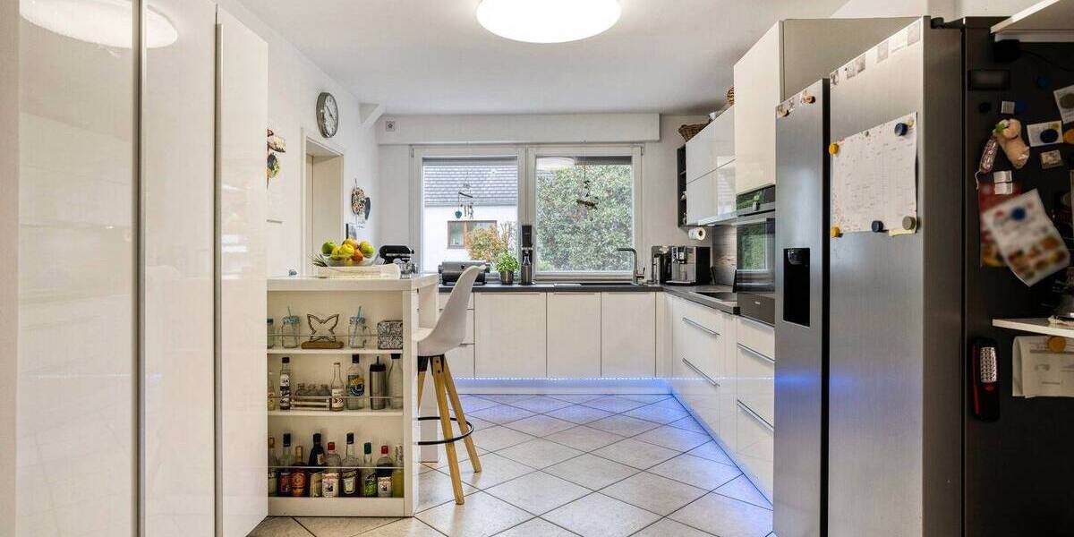 Reihenendhaus Mülheim an der Ruhr Mitte-Ost - 7 Zimmer, 184 m&sup2;, 559.000&euro; | Angebot:23935655