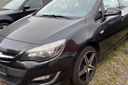 Opel Astra 137.000 km 2.900 € Rheinberg 47495