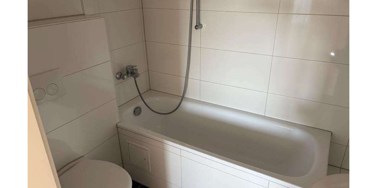 Etagenwohnung Velbert Velbert-Mitte - 2 Zimmer, 63 m&sup2;, 479&euro; | Angebot:26865000