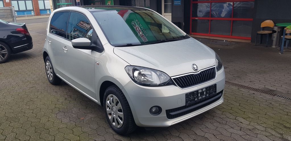 Skoda Citigo 135.100 km 5.499 &euro; Düsseldorf 40231