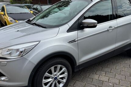 Ford Kuga 116.000 km 9.999 &euro; Neuss 41462