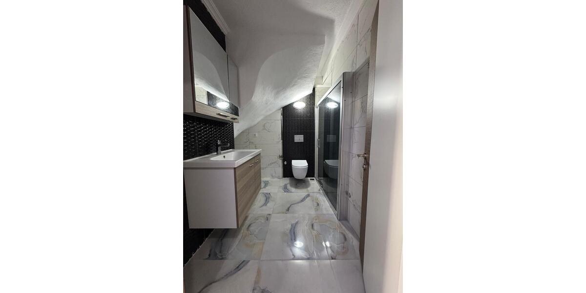 Hochparterre Rheinberg - 3 Zimmer, 145 m&sup2;, 145.000&euro; | Angebot:27096126