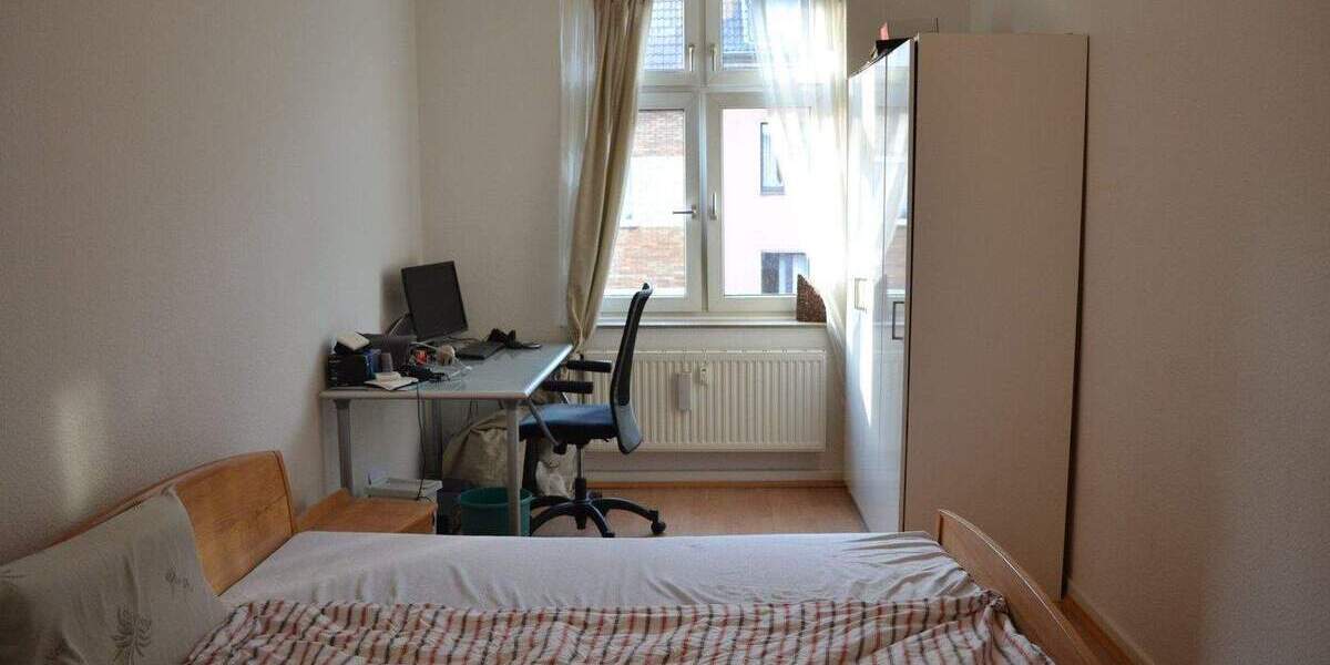 Etagenwohnung Düsseldorf Stadtmitte - 3 Zimmer, 64 m&sup2;, 950&euro; | Angebot:25705910