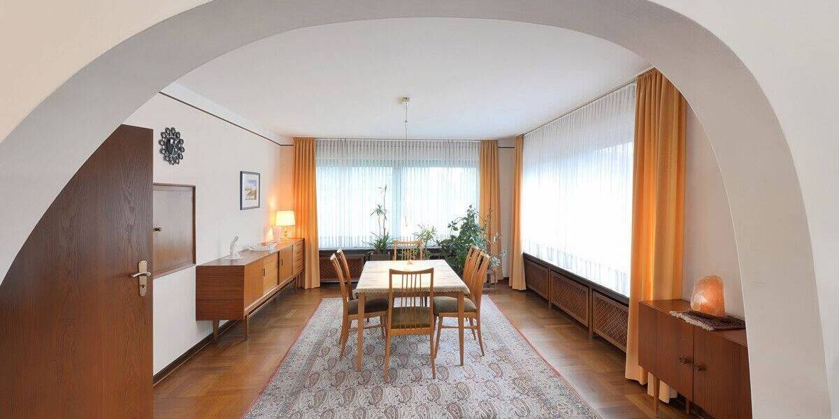 Einfamilienhaus Moers Vennikel - 9 Zimmer, 319 m&sup2;, 699.000&euro; | Angebot:23954877