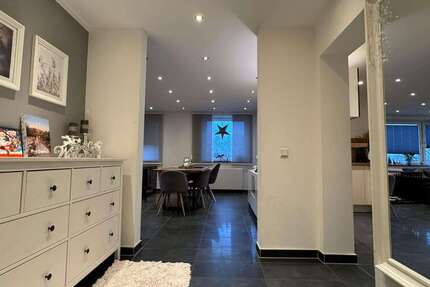 Wohnung zum Kaufen in Duisburg 189.000 € 72 m² 2 zimmer