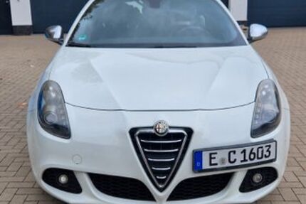 Alfa Romeo Giulietta 212.400 km 4.000 € Essen 45138