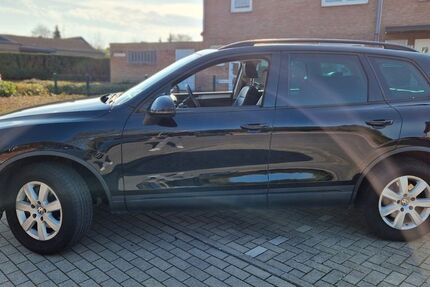 VW Touareg 177.580 km 14.999 &euro; Neuss 41464