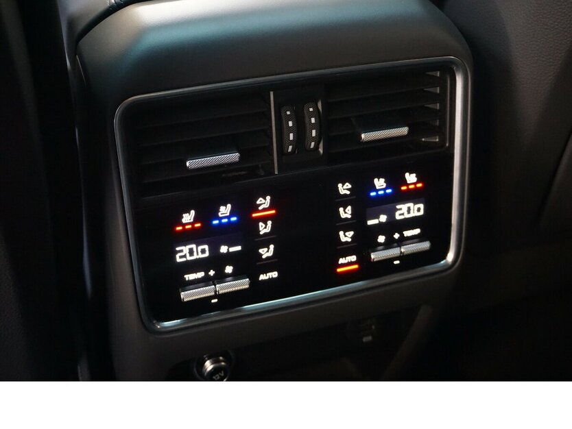 Porsche Cayenne S Bose HA-Lenk Pano Sport-AGA 360° Matrix 92.707 km 56.900 € Wuppertal 42327