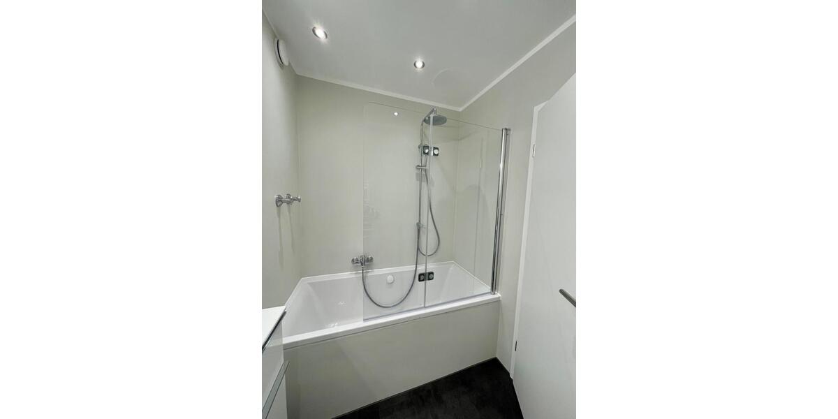 Etagenwohnung Düsseldorf Stadtbezirk 2 - 1.5 Zimmer, 53 m&sup2;, 329.000&euro; | Angebot:25872397