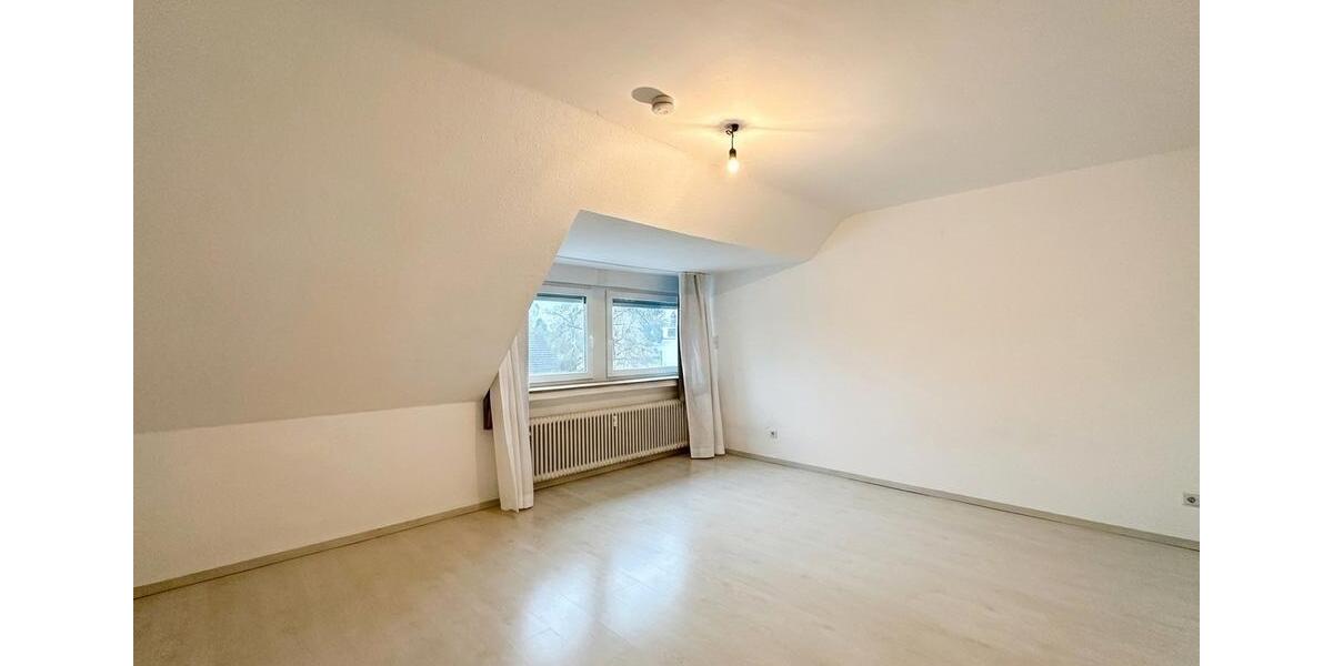 Dachgeschoßwohnung Krefeld Hülser Berg - 3 Zimmer, 57 m&sup2;, 695&euro; | Angebot:26365970