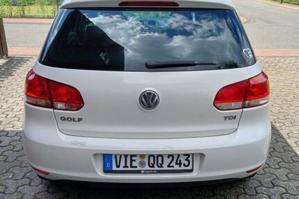 VW Golf 130.000 km 5.900 &euro; Kempen 47906
