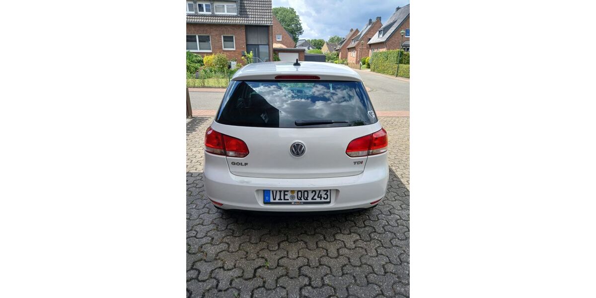 VW Golf 130.000 km 5.900 &euro; Kempen 47906