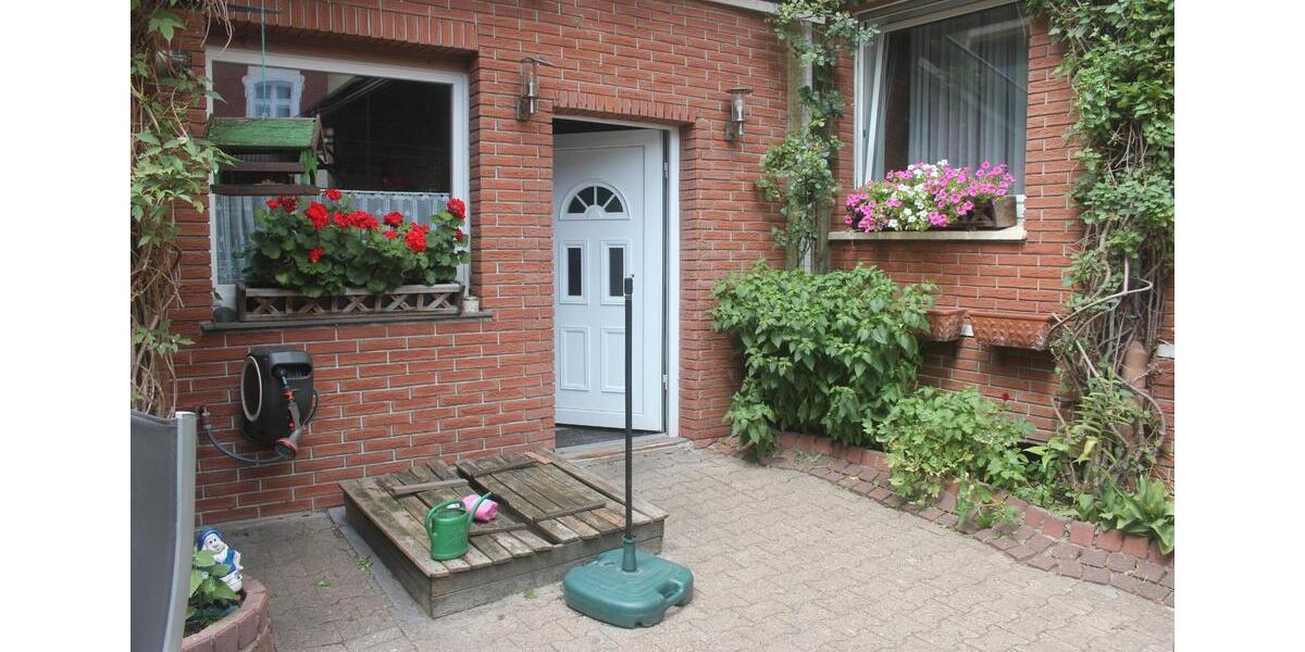 Erdgeschoßwohnung Gelsenkirchen Erle - 5 Zimmer, 180 m&sup2;, 209.000&euro; | Angebot:27002739
