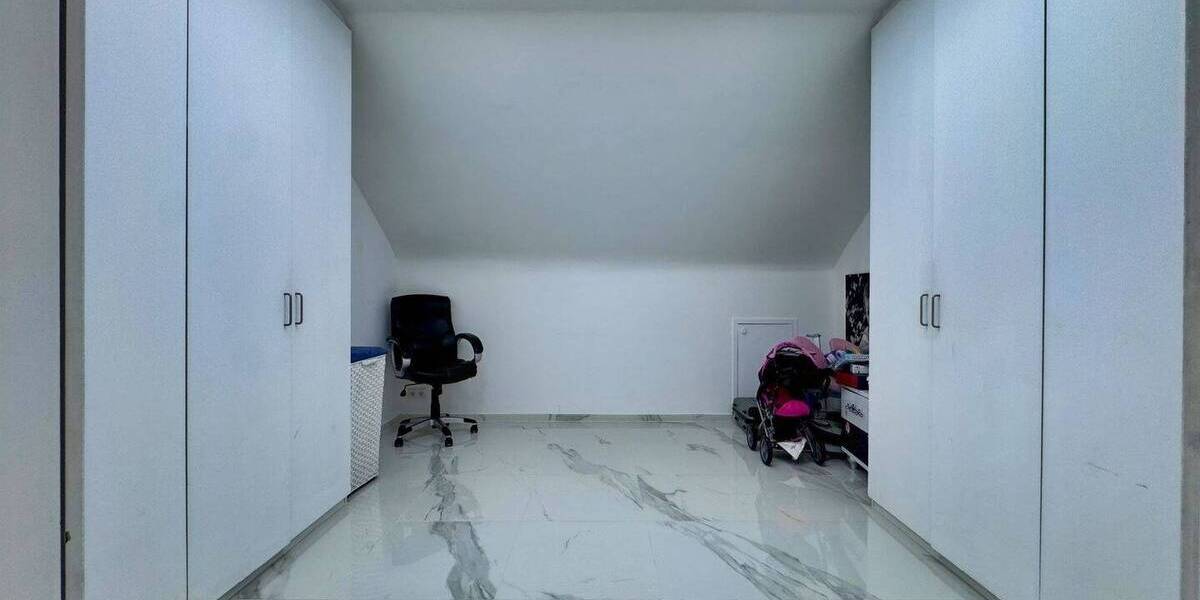 Einfamilienhaus Ratingen Breitscheid - 4 Zimmer, 315 m&sup2;, 1.150.000&euro; | Angebot:26455353