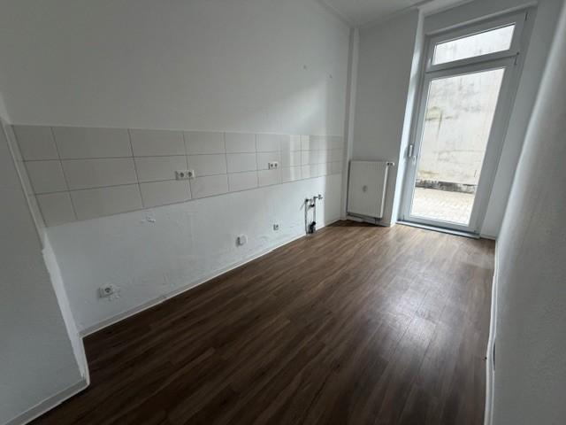 Erdgeschoßwohnung Essen Stadtbezirk VI - 1 Zimmer, 50 m&sup2;, 601&euro; | Angebot:24437081