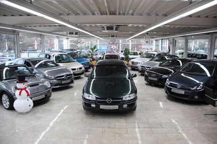 Opel Omega 150.000 km 2.990 € Essen 45356