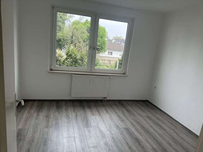 Wohnung zum Mieten in Krefeld 650 € 80 m²