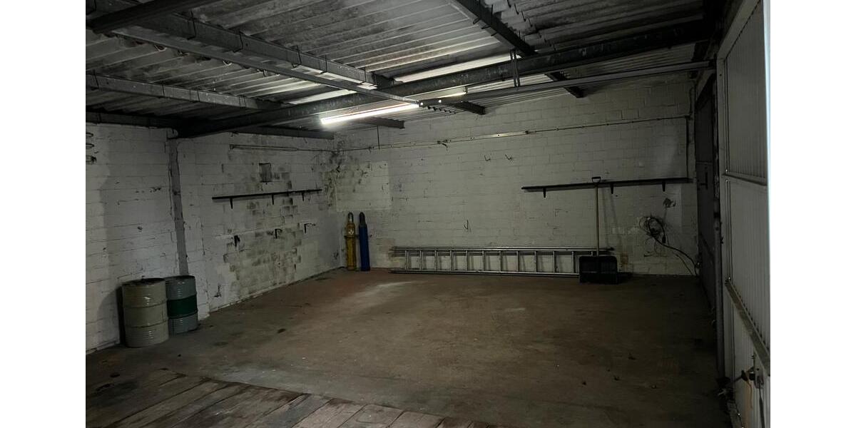 Reihenhaus Duisburg Hochheide - 3 Zimmer, 95 m&sup2;, 285.000&euro; | Angebot:25299495