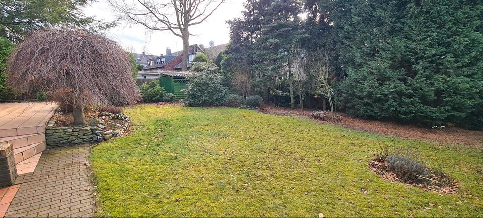 Einfamilienhaus Dinslaken Lohberg - 8 Zimmer, 270 m&sup2;, 670.000&euro; | Angebot:25658334