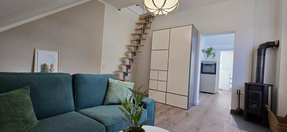 Dachgeschoßwohnung Bottrop Ebel - 2 Zimmer, 31 m&sup2;, 590&euro; | Angebot:25396072