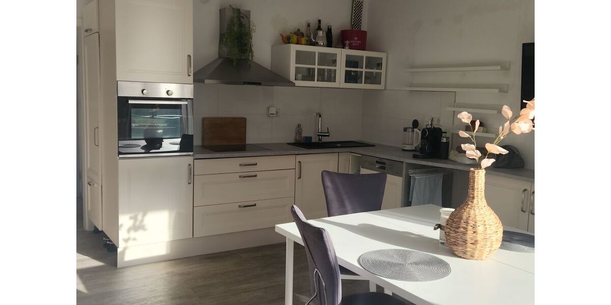 Provisionsfrei* Golzheim - Rheinnähe - ruhige Erdgeschoss-Wohnung voll saniert und möbliert - Erdgeschoßwohnung Düsseldorf Golzheim | Angebot:25813843