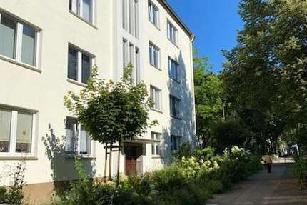 Haus zum Kaufen in Essen 2.950.000 € 974 m² 38 zimmer
