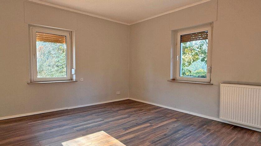 Bauernhaus, Landhaus Duisburg Baerl - 8 Zimmer, 275 m&sup2;, 450.000&euro; | Angebot:27023421