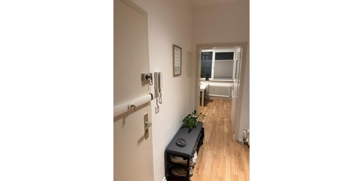 Etagenwohnung Düsseldorf Oberbilk - 3 Zimmer, 67 m&sup2;, 580&euro; | Angebot:24616426