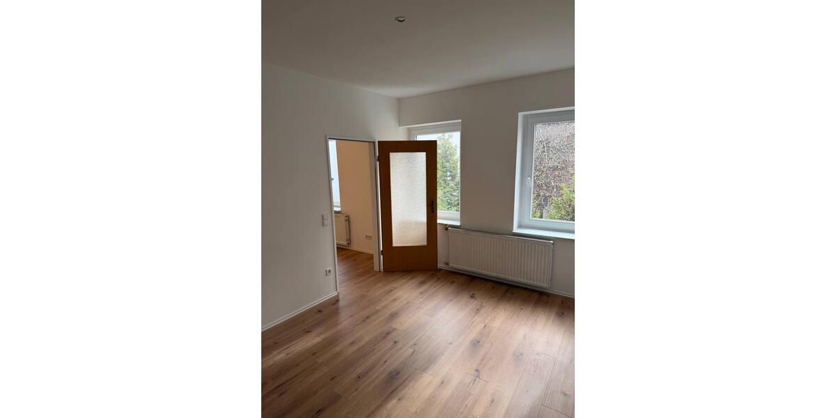 Etagenwohnung Krefeld Cracau - 2 Zimmer, 60 m&sup2;, 470&euro; | Angebot:26184765